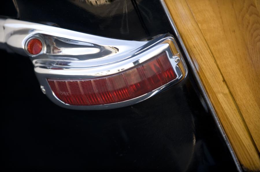  Chrysler Town & Country Newport Coupe 1950 года  (фото 16 из 46)